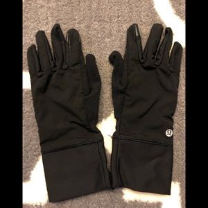Lululemon Gloves with touchscreen tips